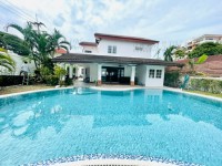Pool villa house for sale in Jomtien