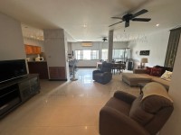 4 Story town house house for sale in Jomtien