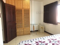 Town house house for rent in East Pattaya