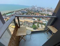 Copacabana Beach Jomtien condo for sale in Jomtien