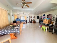 Eakmongkol village 1 house for sale in Jomtien