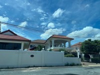 Pool villa for sale and rent house For sale and for rent in East Pattaya